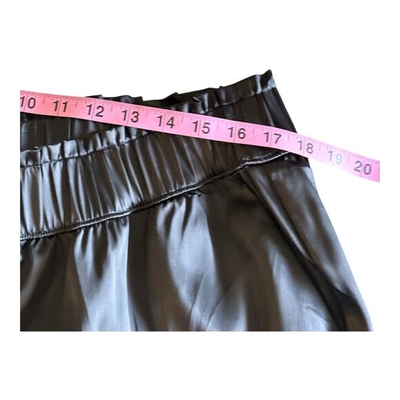 Lane Bryant Black Satin Jogger Pants Pull On Elastic Women’s Size 16 Classic - Picture 9 of 12